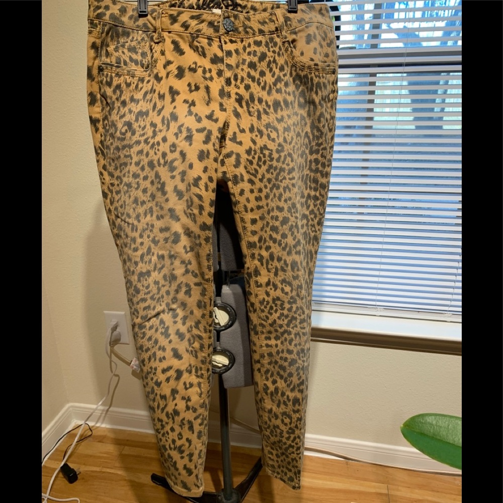 Leopard Jeans Sz. 13